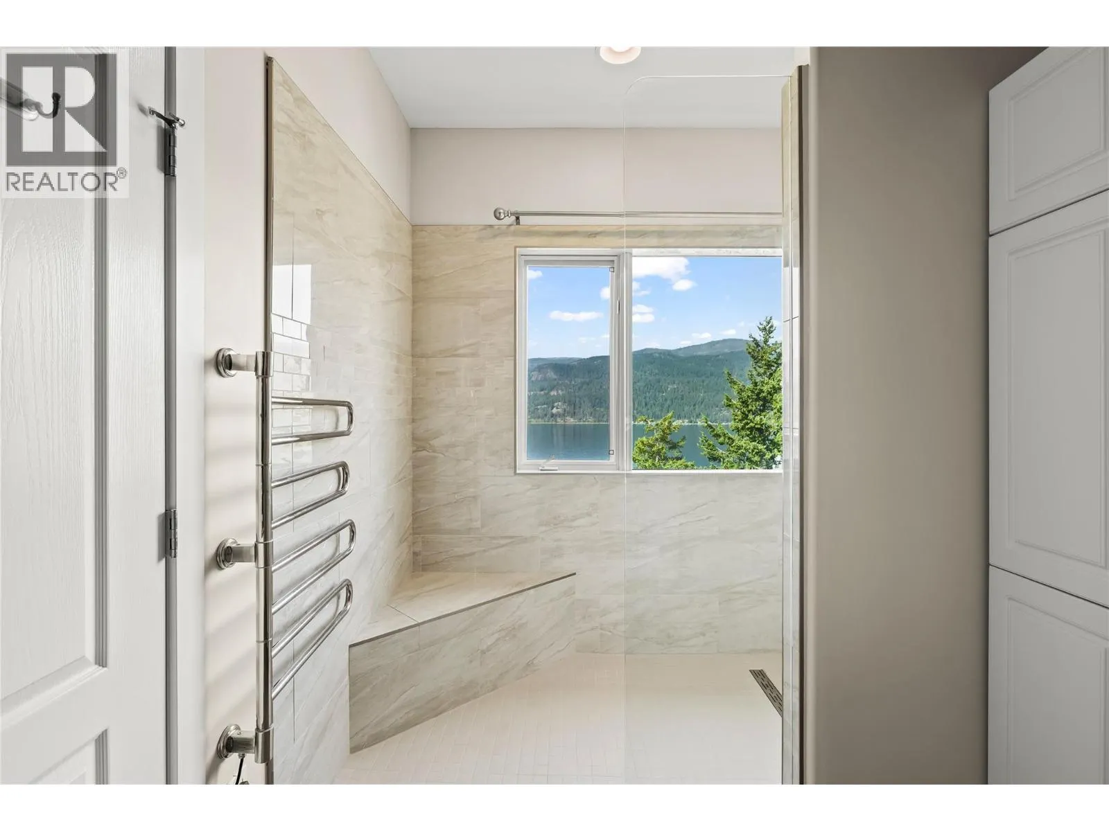 83 Peregrine Way Unit# 21