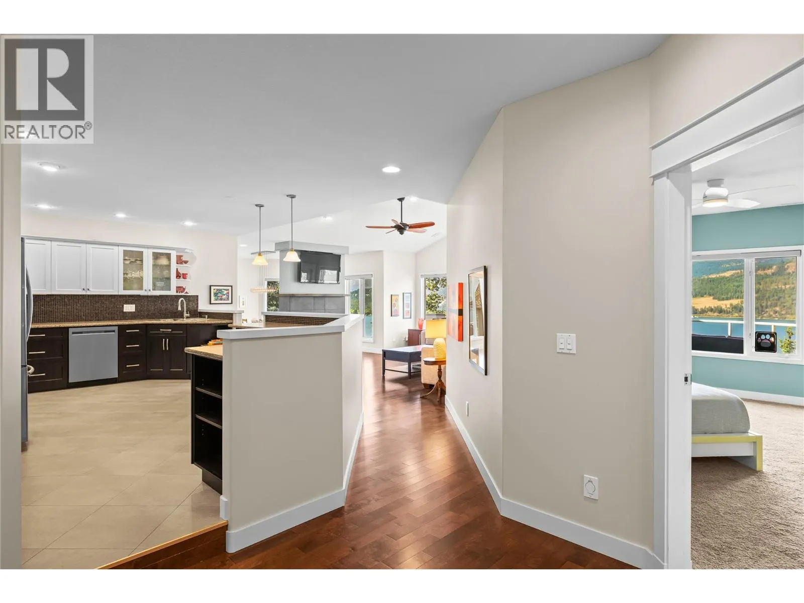 83 Peregrine Way Unit# 21