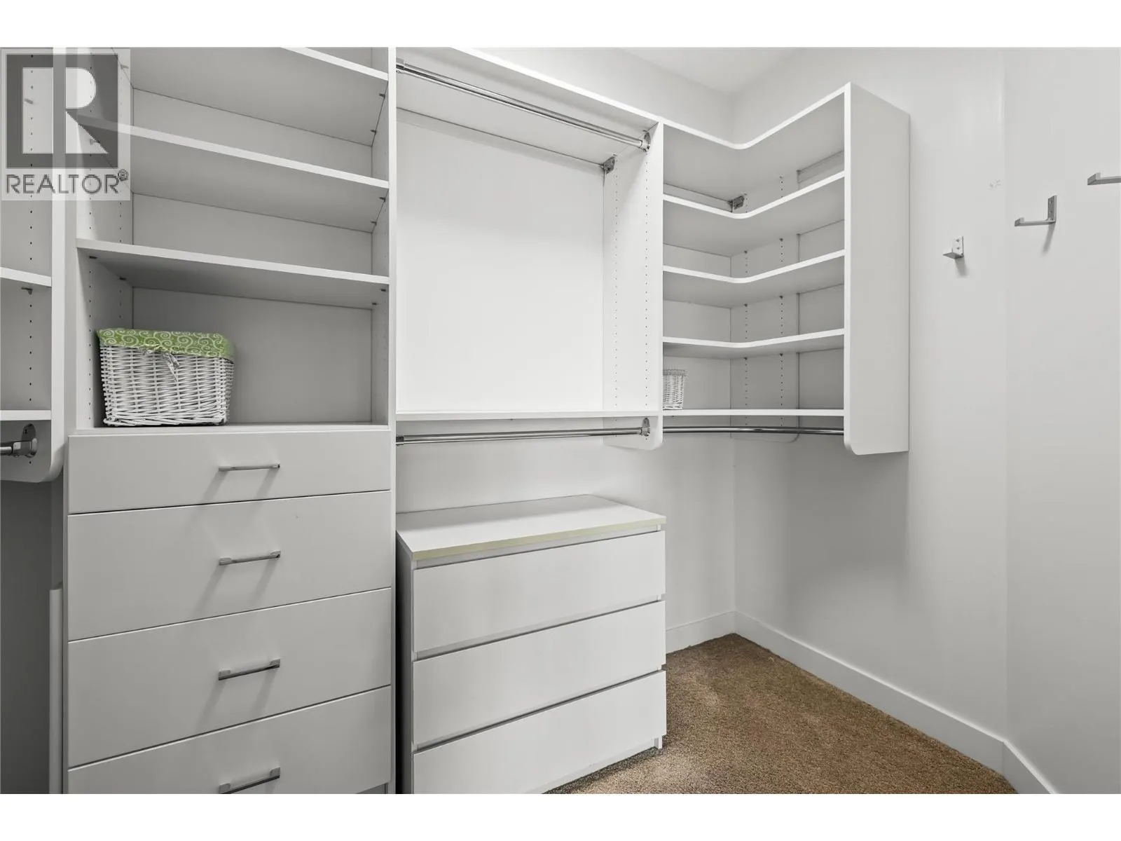 83 Peregrine Way Unit# 21