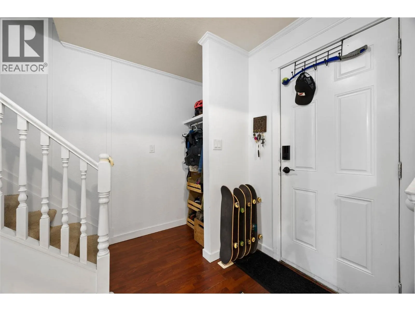 2564 SANDPIPER Drive Unit# 13