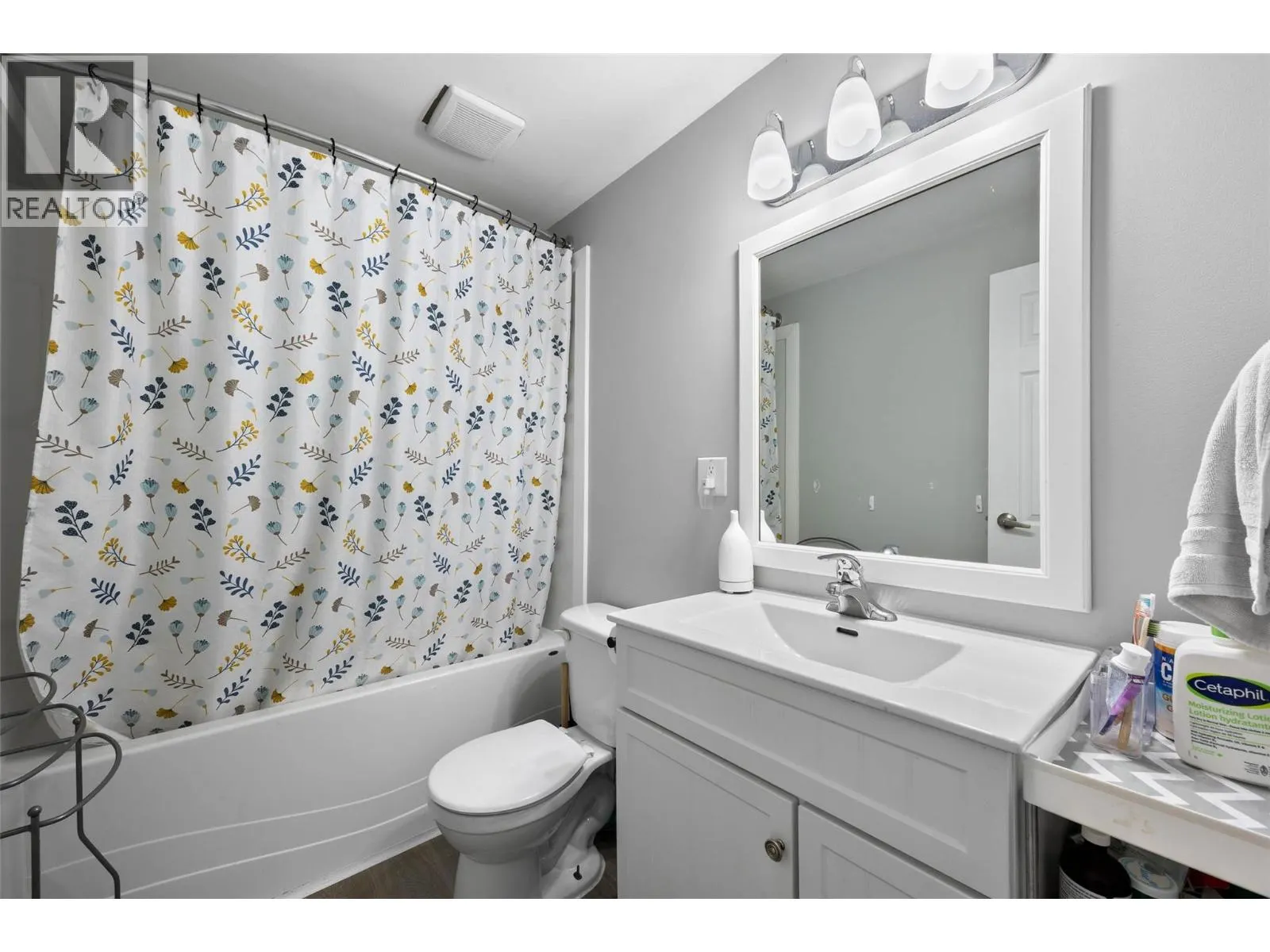 2564 SANDPIPER Drive Unit# 13