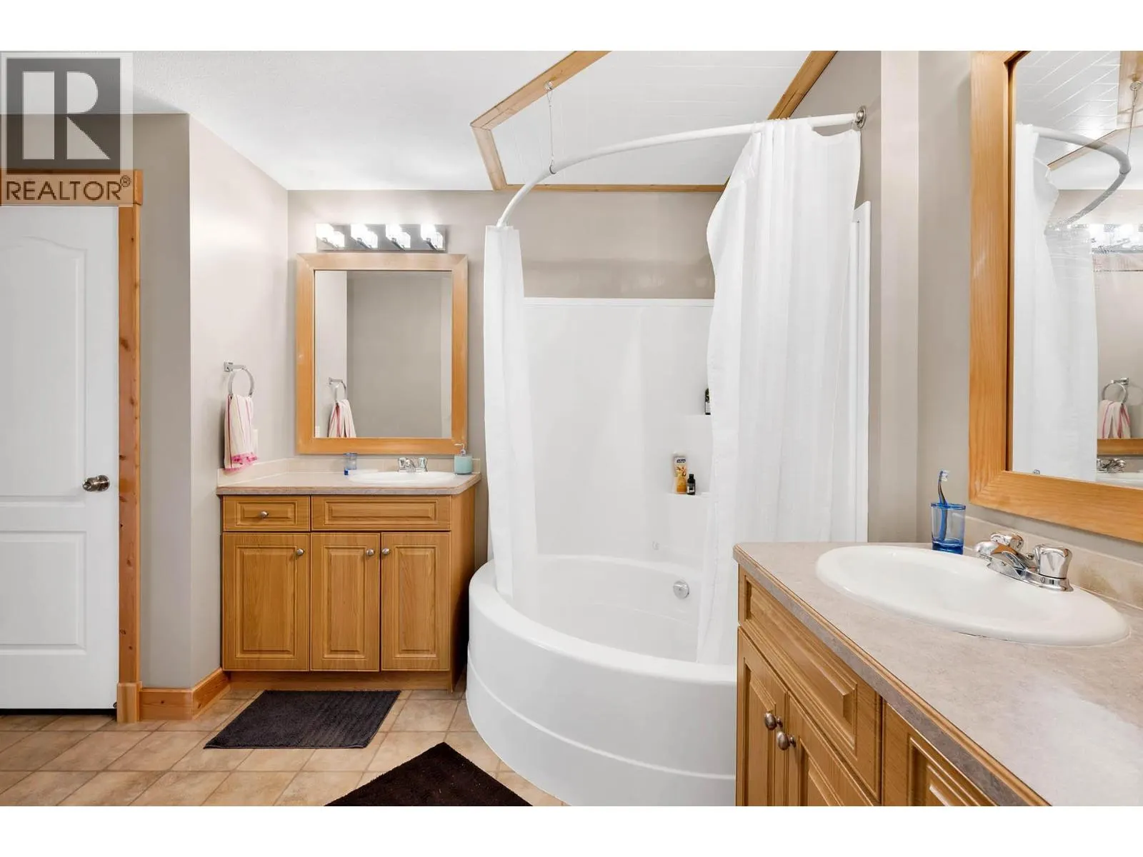 5873 LAC LE JEUNE Road