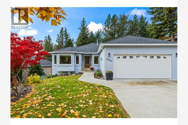 2205 Shannon Woods Place