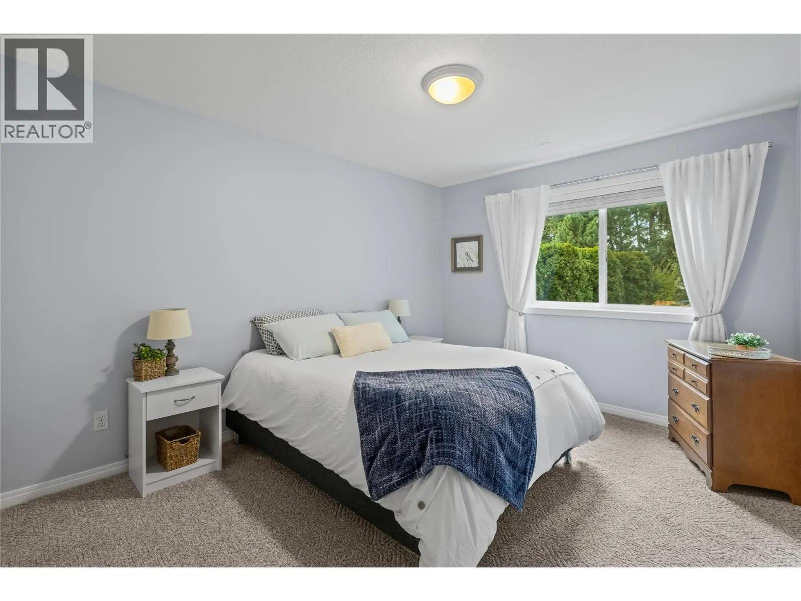 2205 Shannon Woods Place