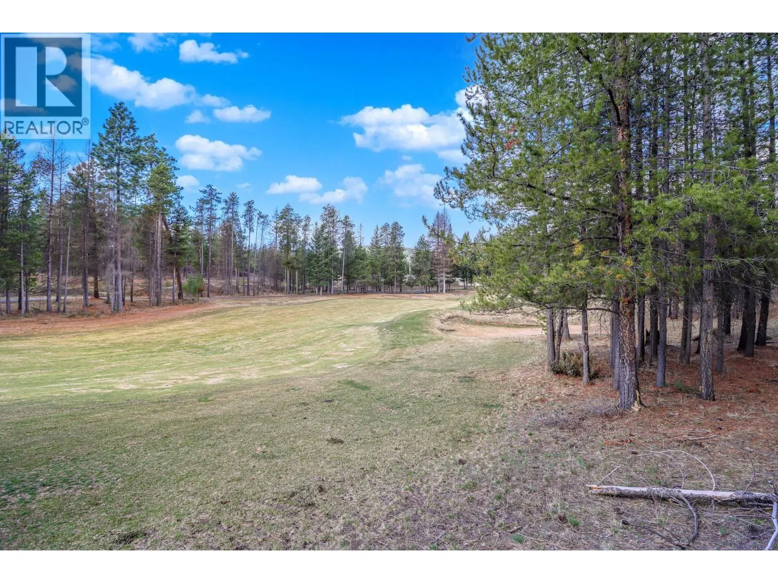 240 CORRAL Boulevard