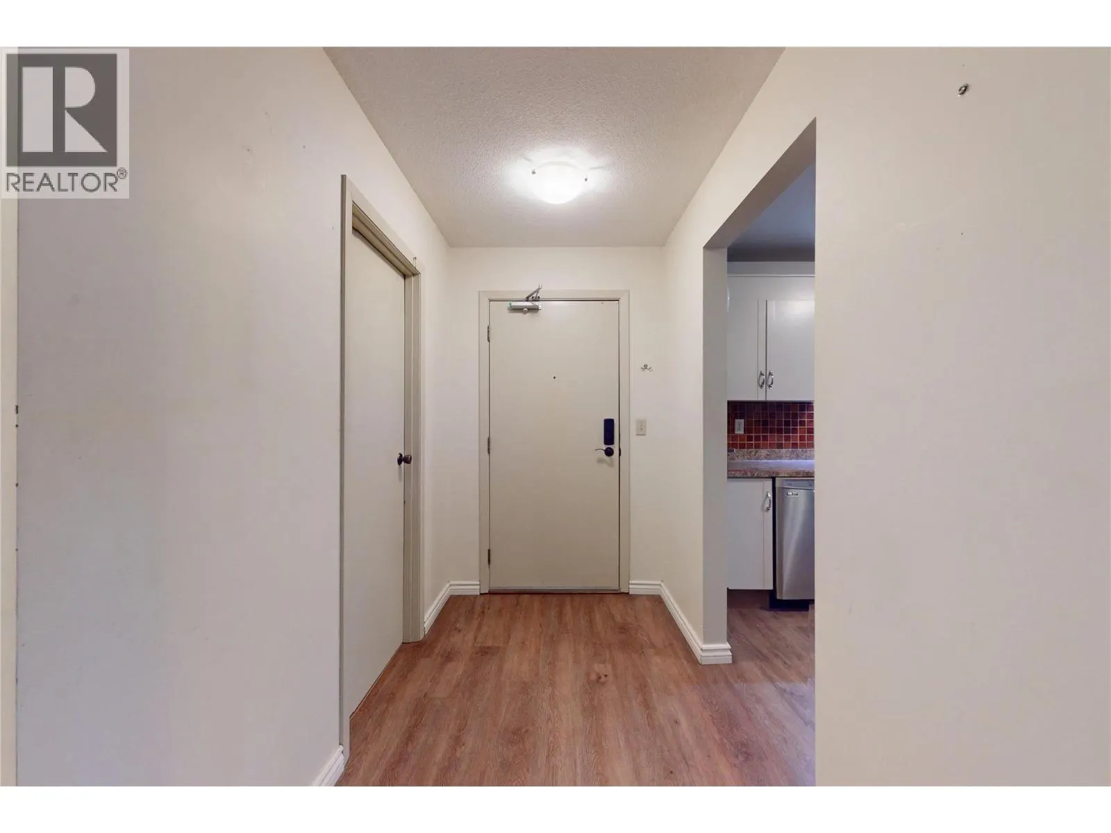 1075 Bernard Avenue Unit# 114