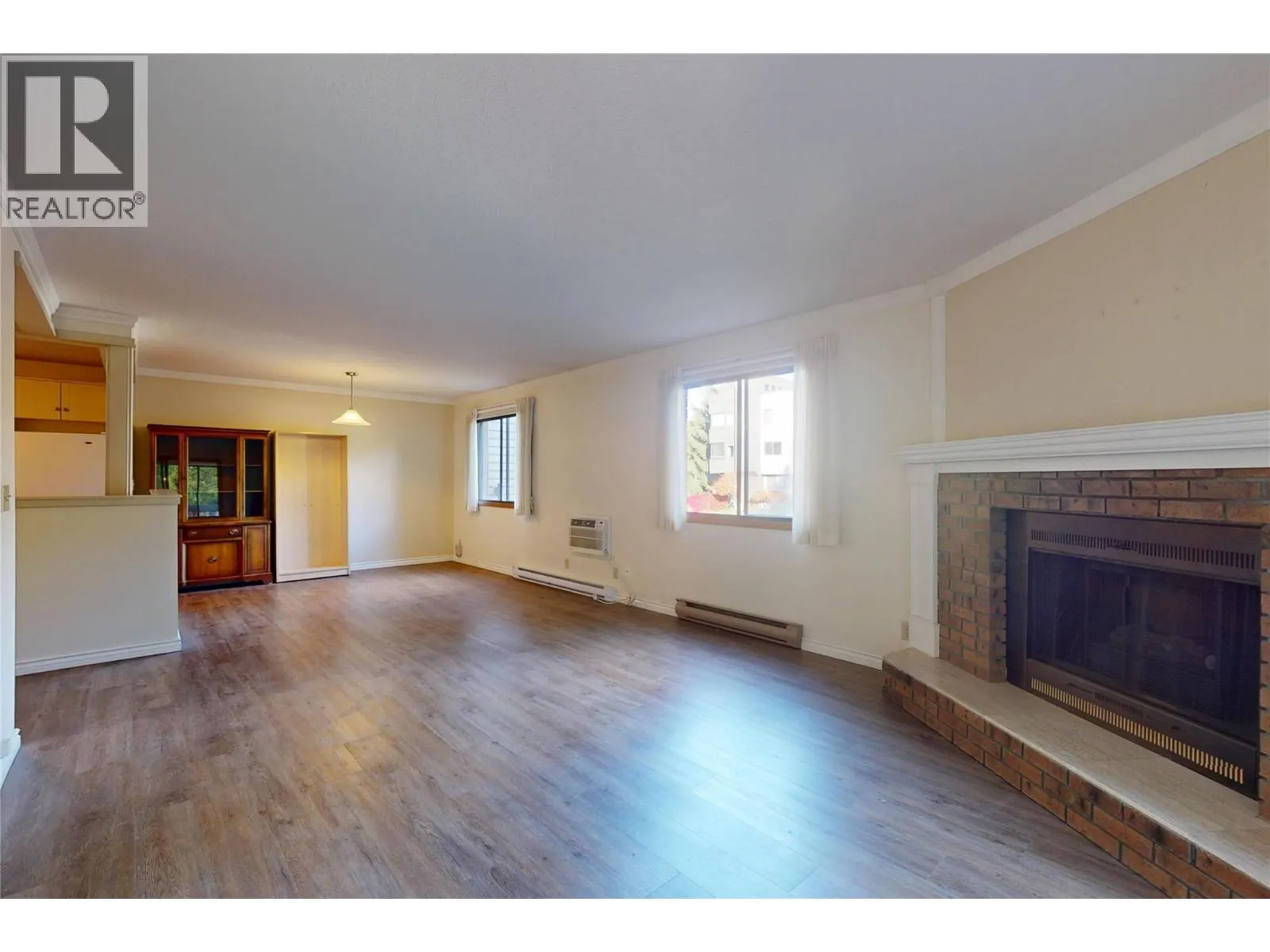 1075 Bernard Avenue Unit# 114