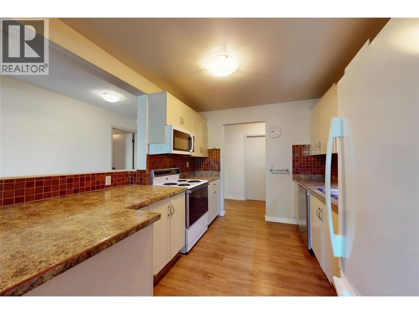 1075 Bernard Avenue Unit# 114