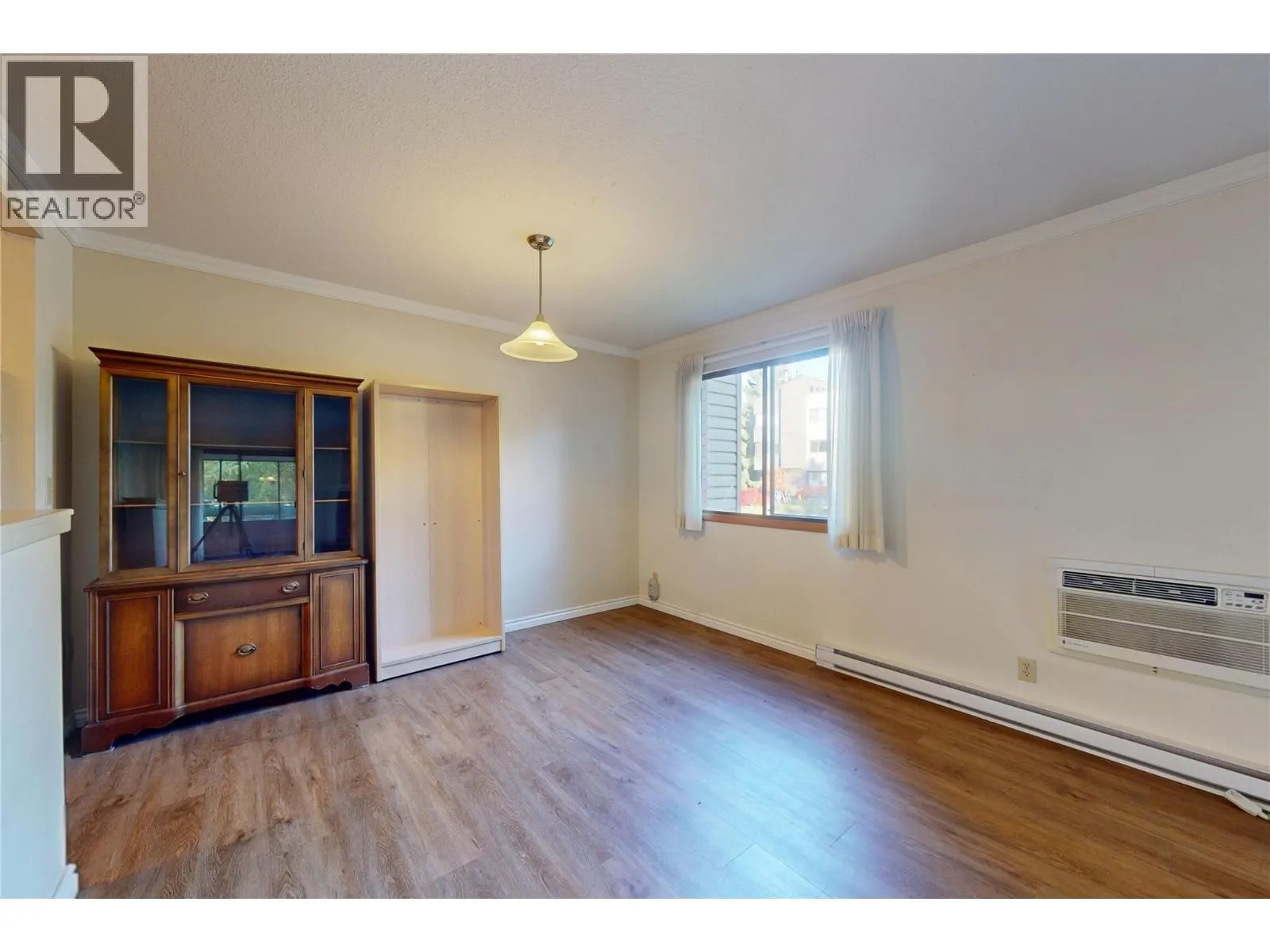 1075 Bernard Avenue Unit# 114