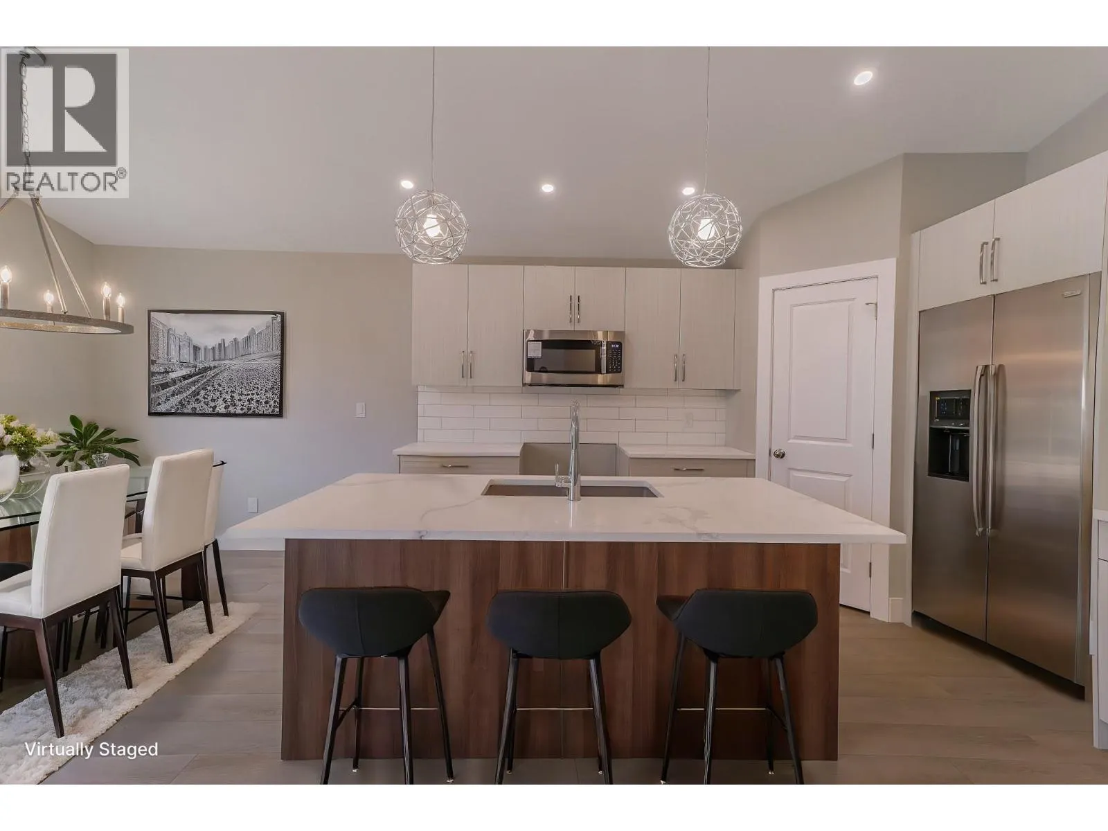 208 CORRAL Boulevard