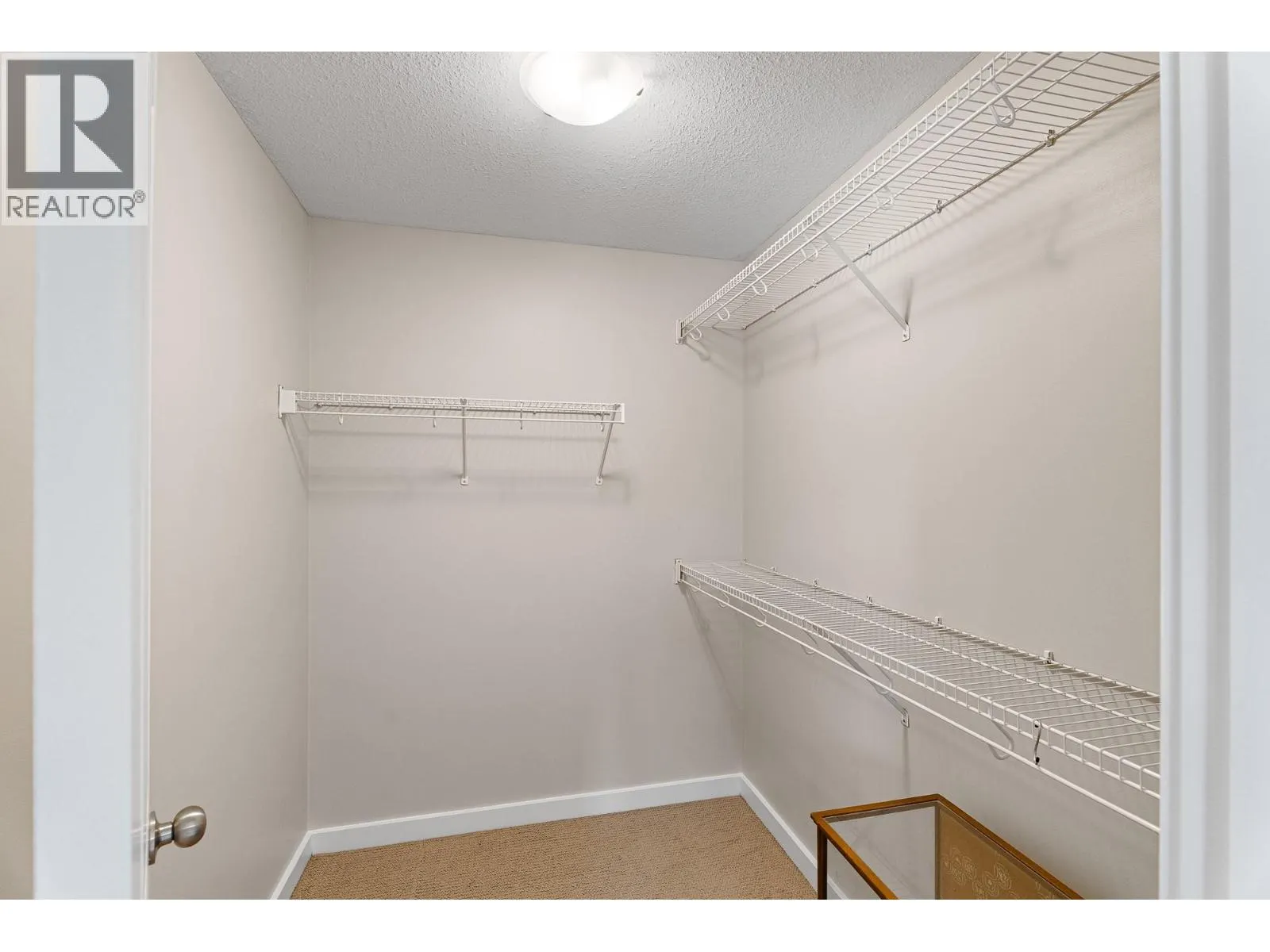 2060 12th Avenue NE Unit# 3