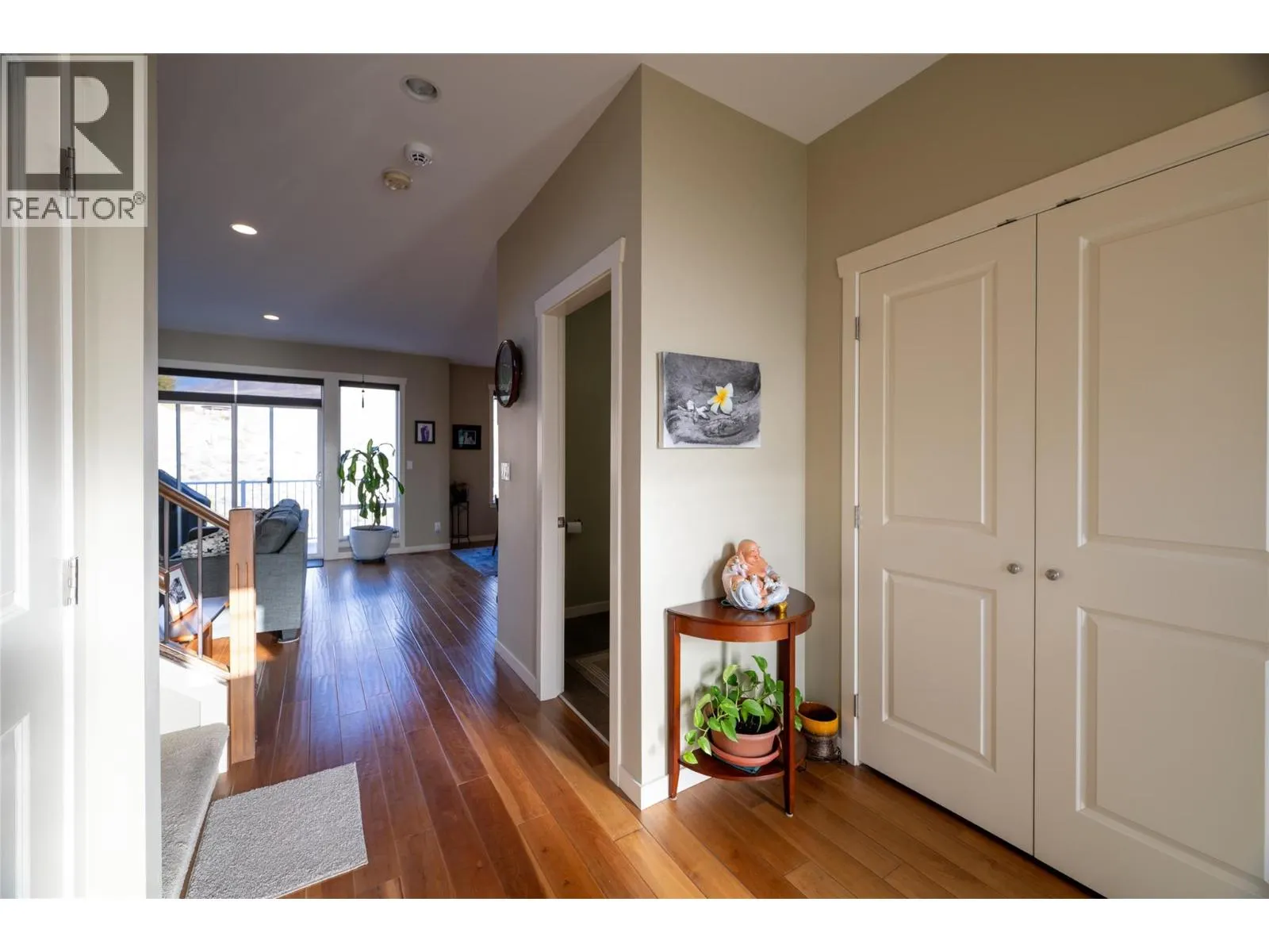 2038 Stagecoach Drive