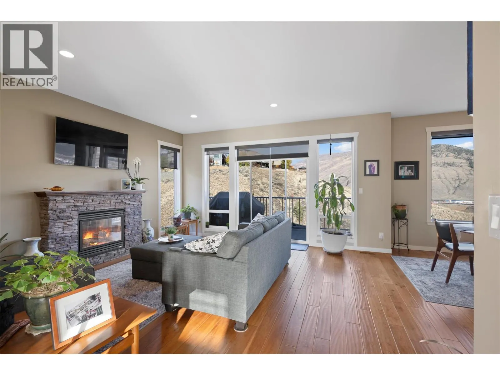 2038 Stagecoach Drive