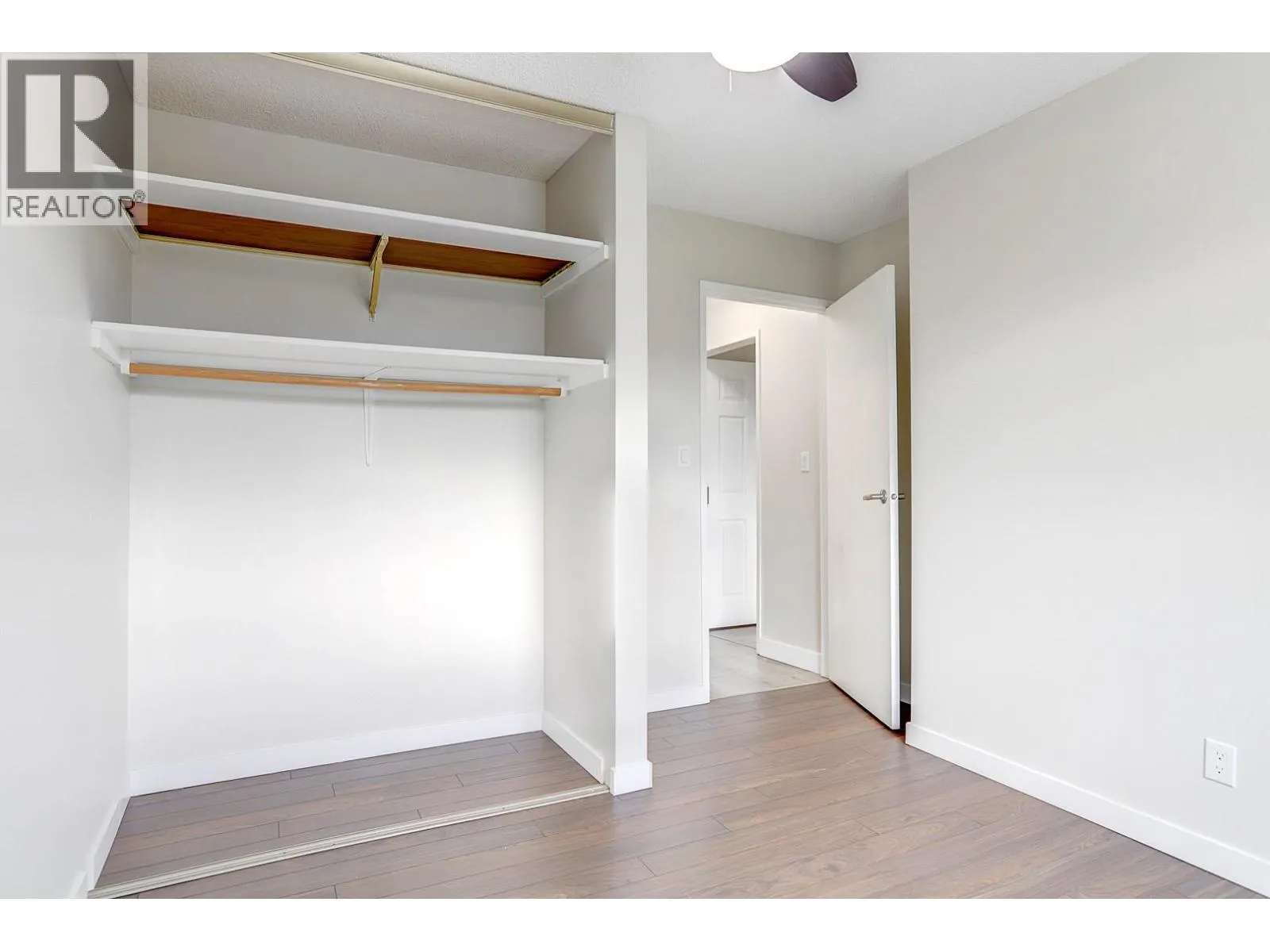 3901 32 Avenue Unit# 209