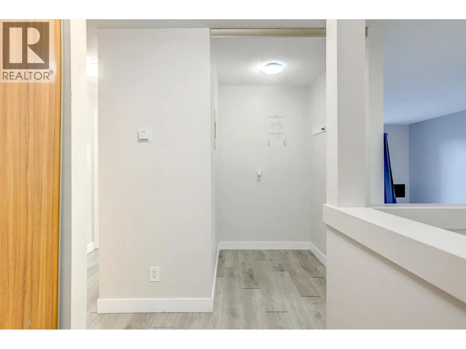 3901 32 Avenue Unit# 209