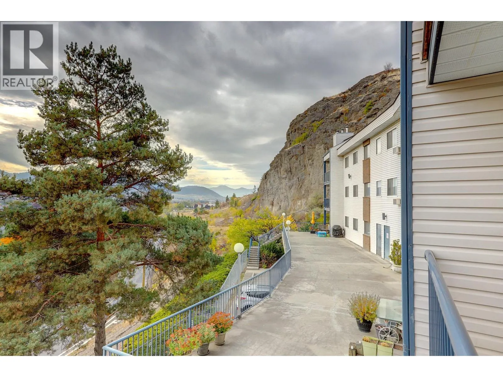 3901 32 Avenue Unit# 209