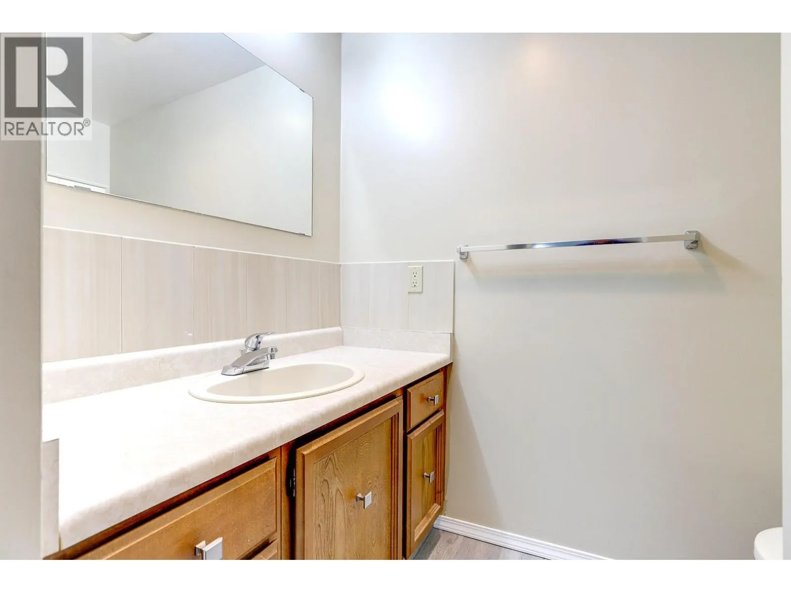 3901 32 Avenue Unit# 209