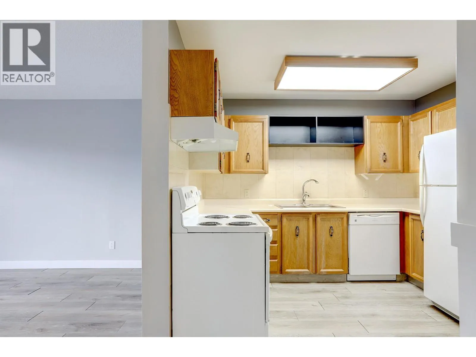 3901 32 Avenue Unit# 209