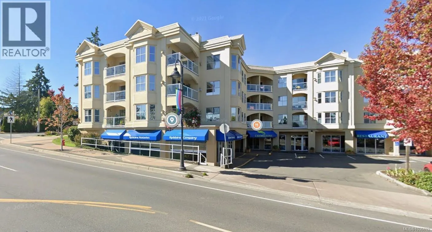 2 220 Island Hwy W