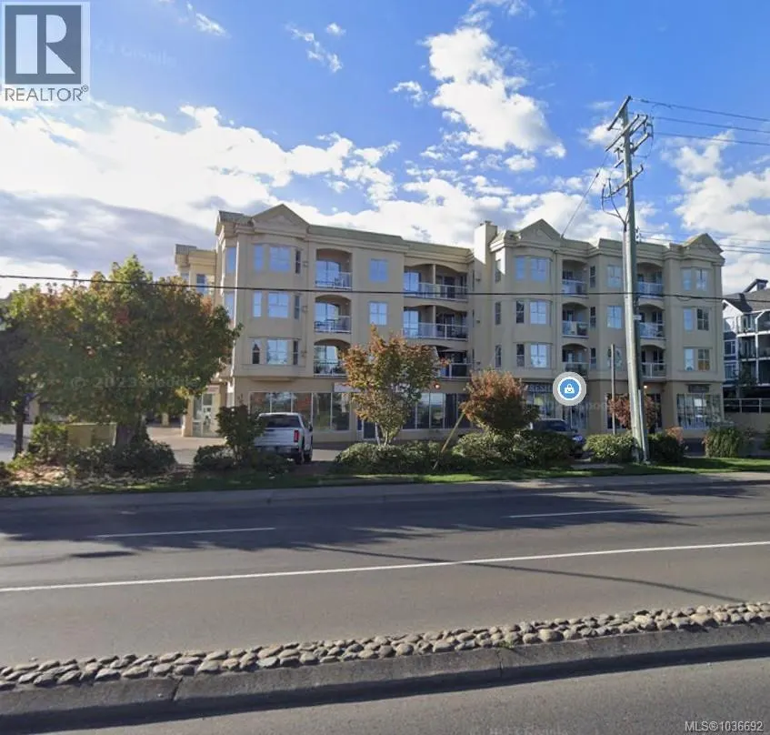 2 220 Island Hwy W