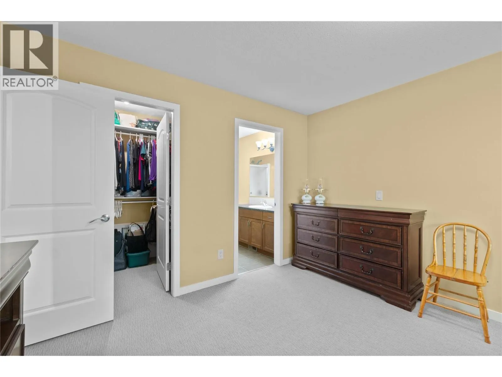 222 Martin Street Unit# 124