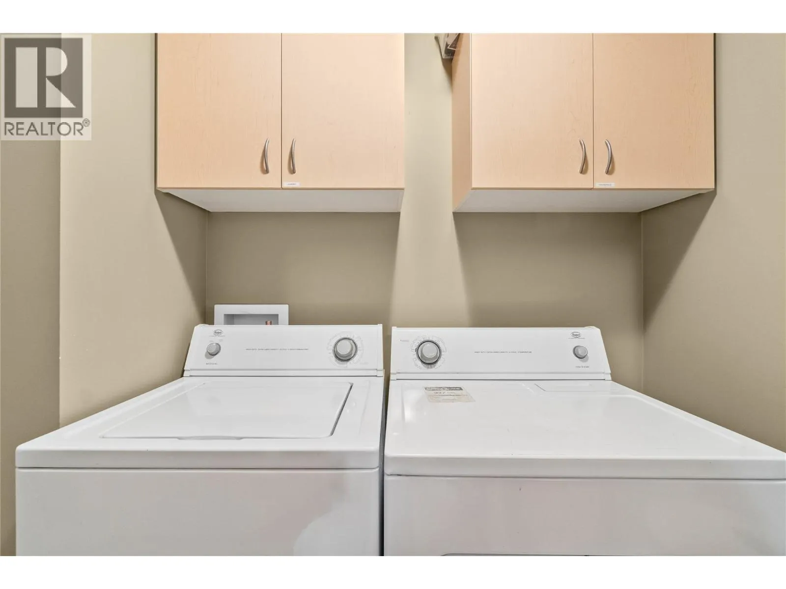 222 Martin Street Unit# 124