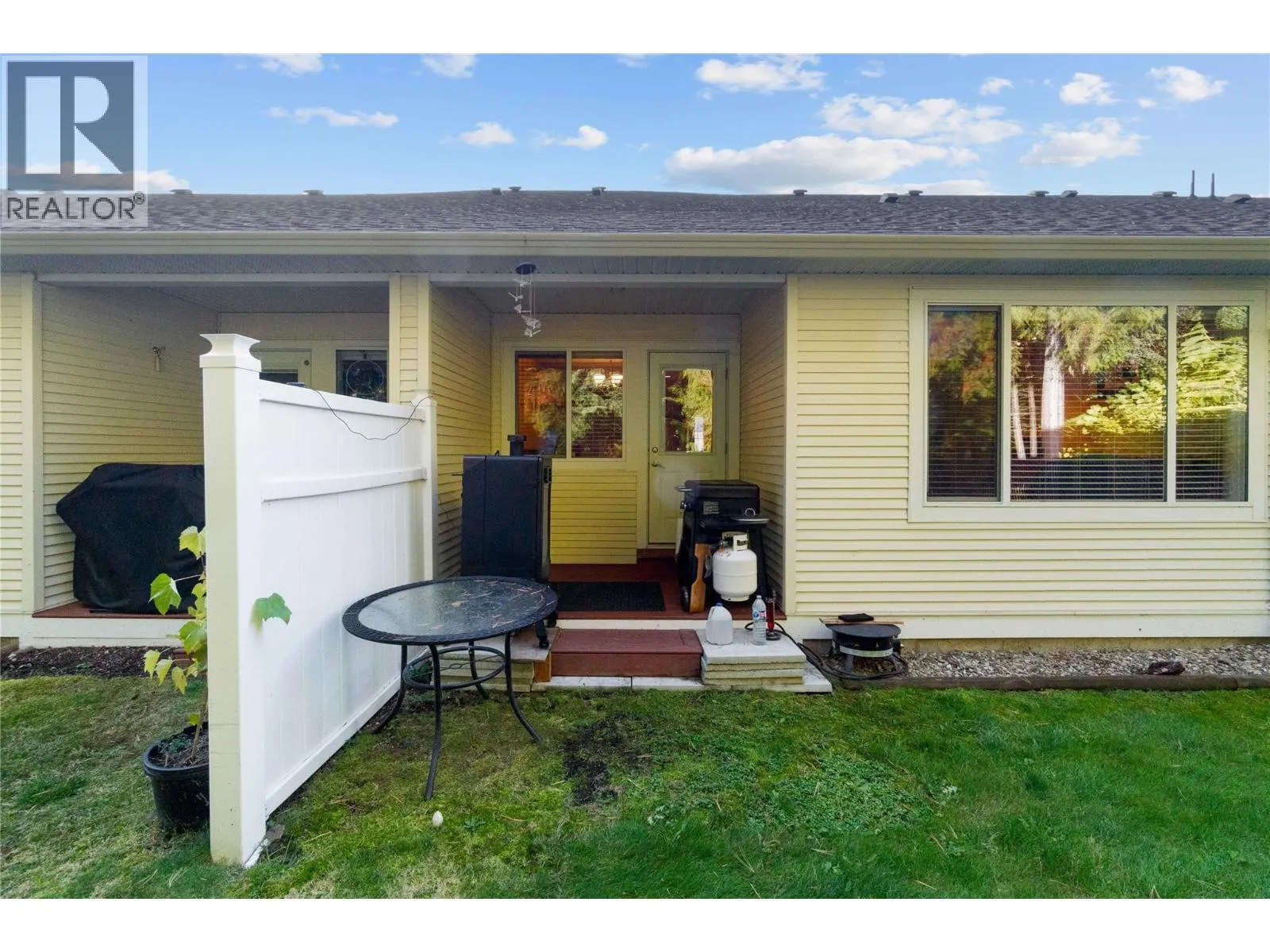 222 Martin Street Unit# 124