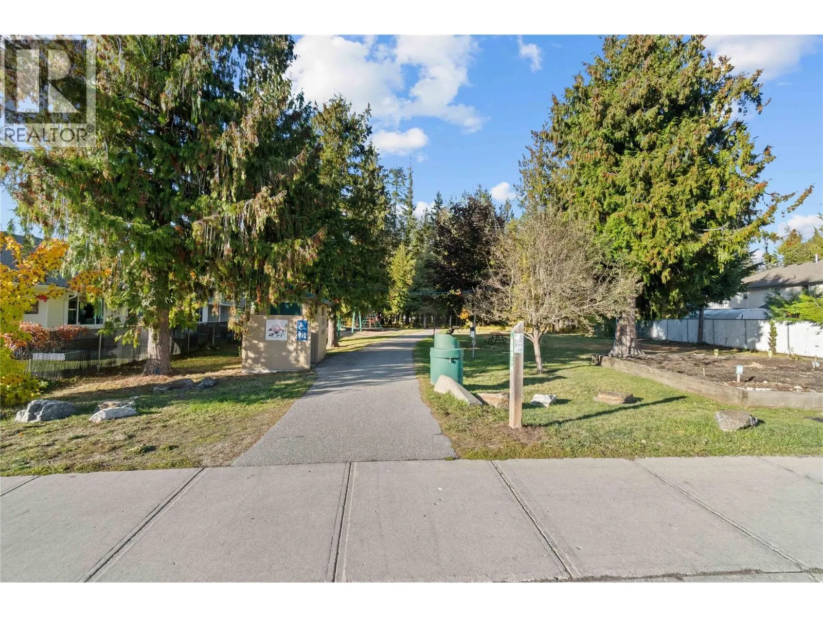 222 Martin Street Unit# 124