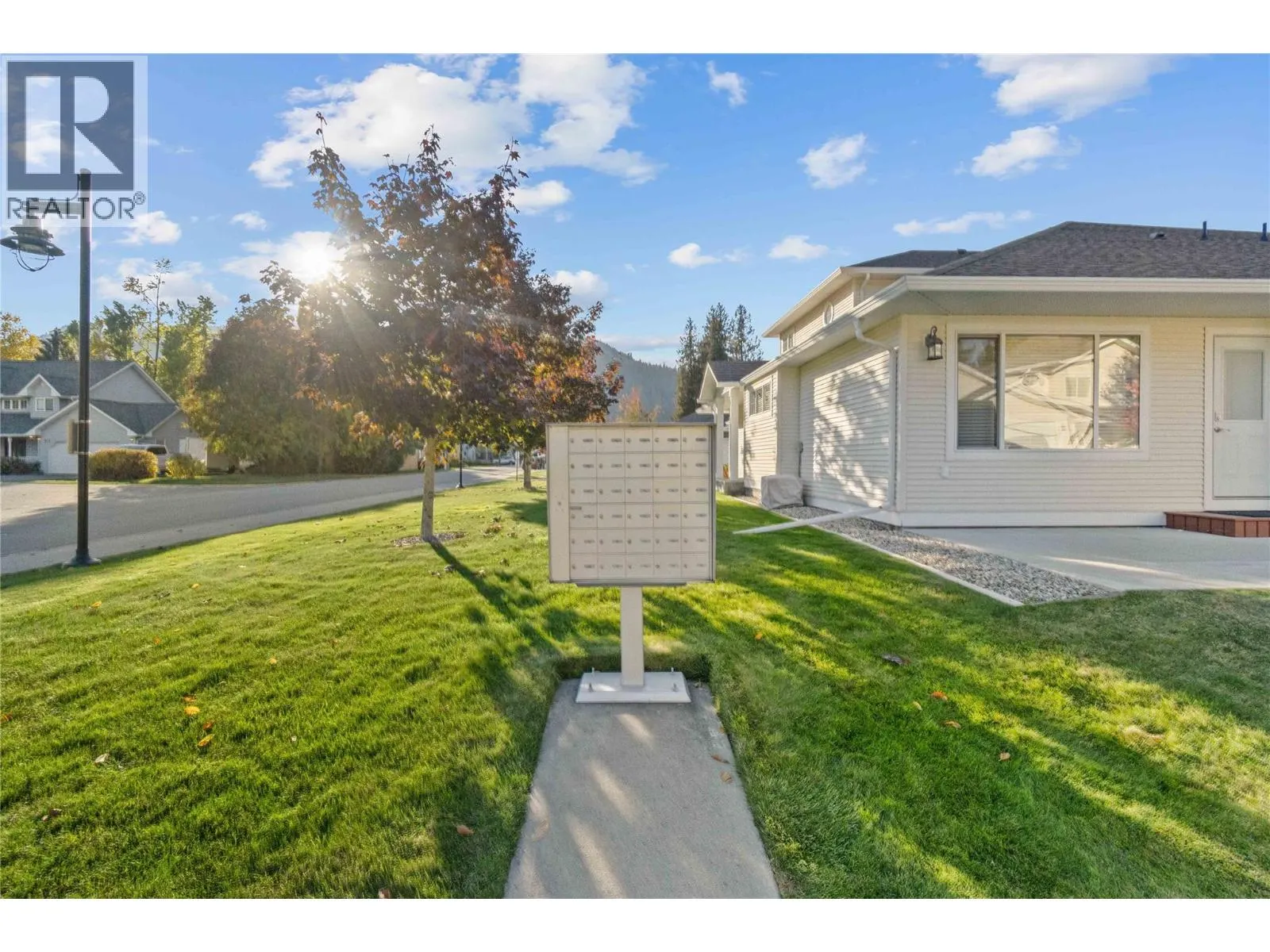 222 Martin Street Unit# 124