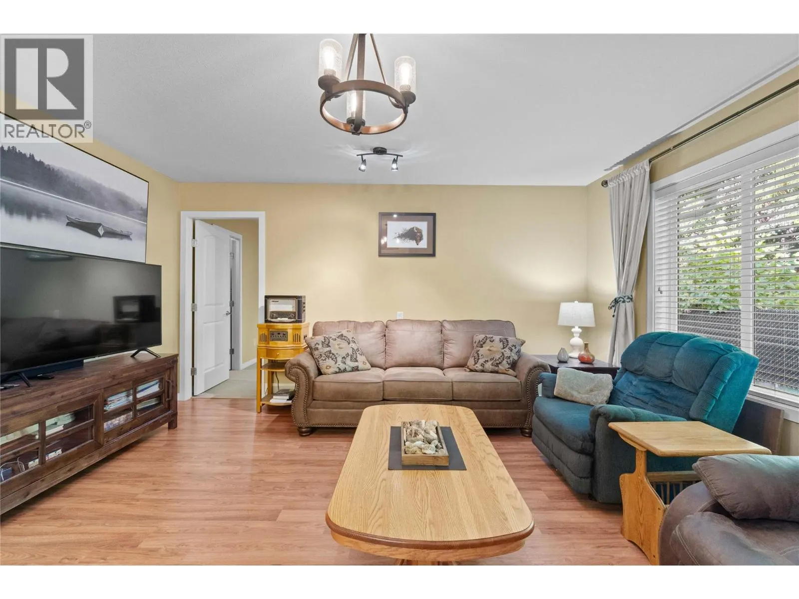 222 Martin Street Unit# 124