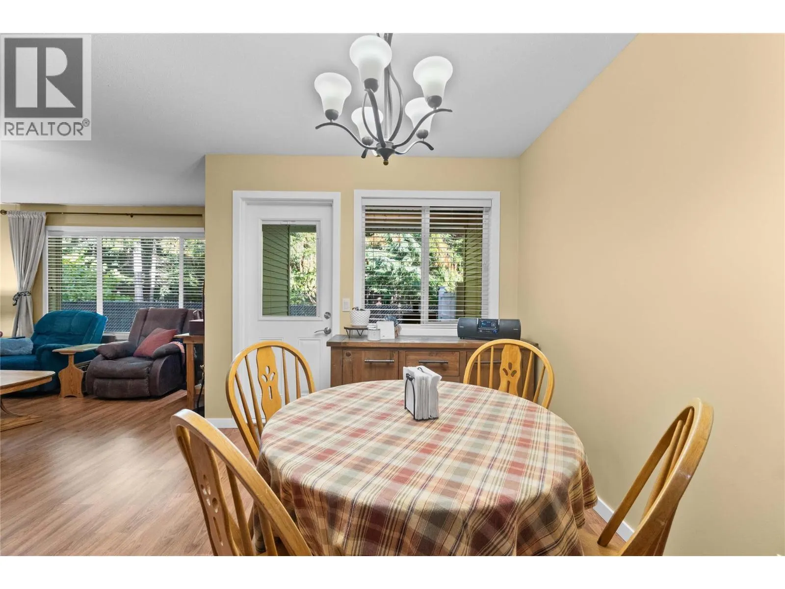 222 Martin Street Unit# 124