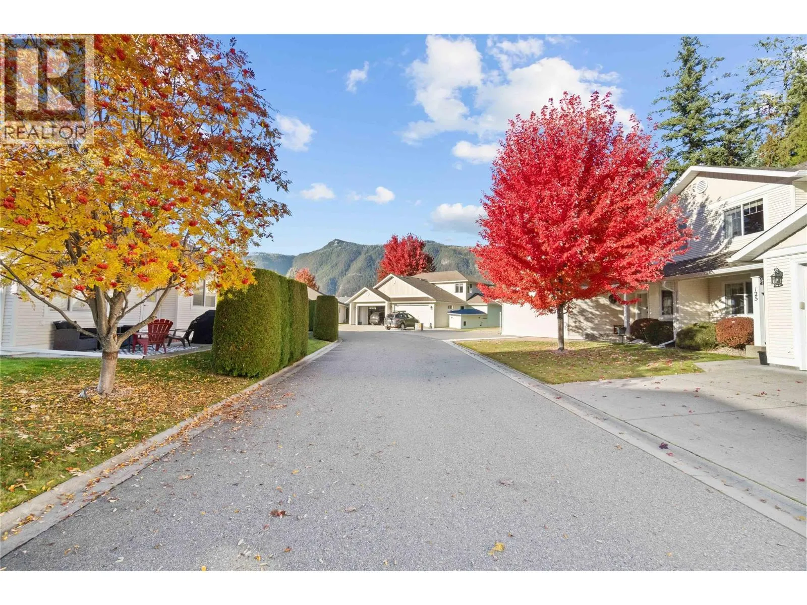 222 Martin Street Unit# 124