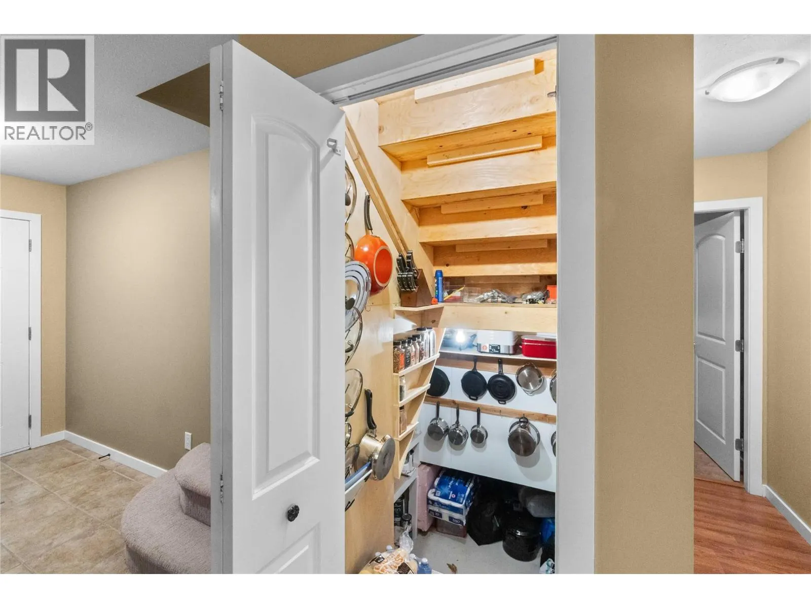 222 Martin Street Unit# 124