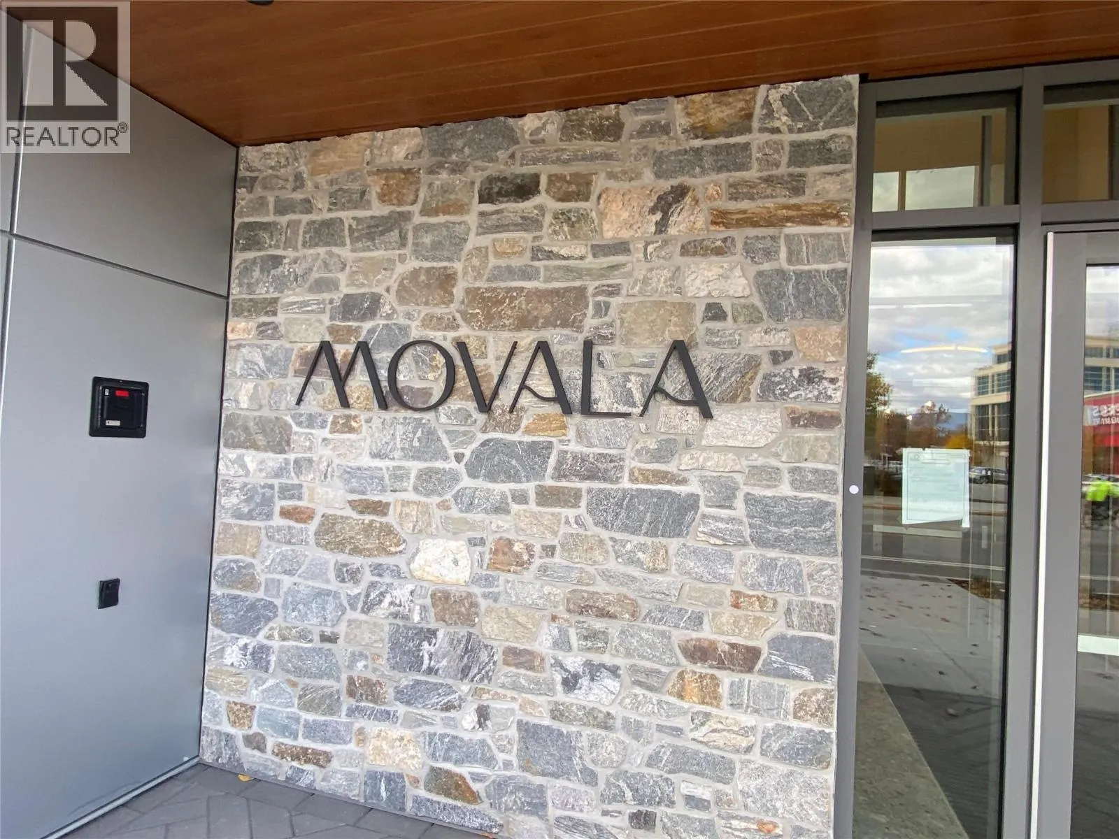 3340 Lakeshore Road Unit# 519