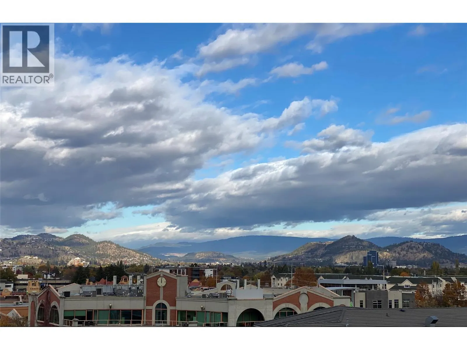 3340 Lakeshore Road Unit# 519