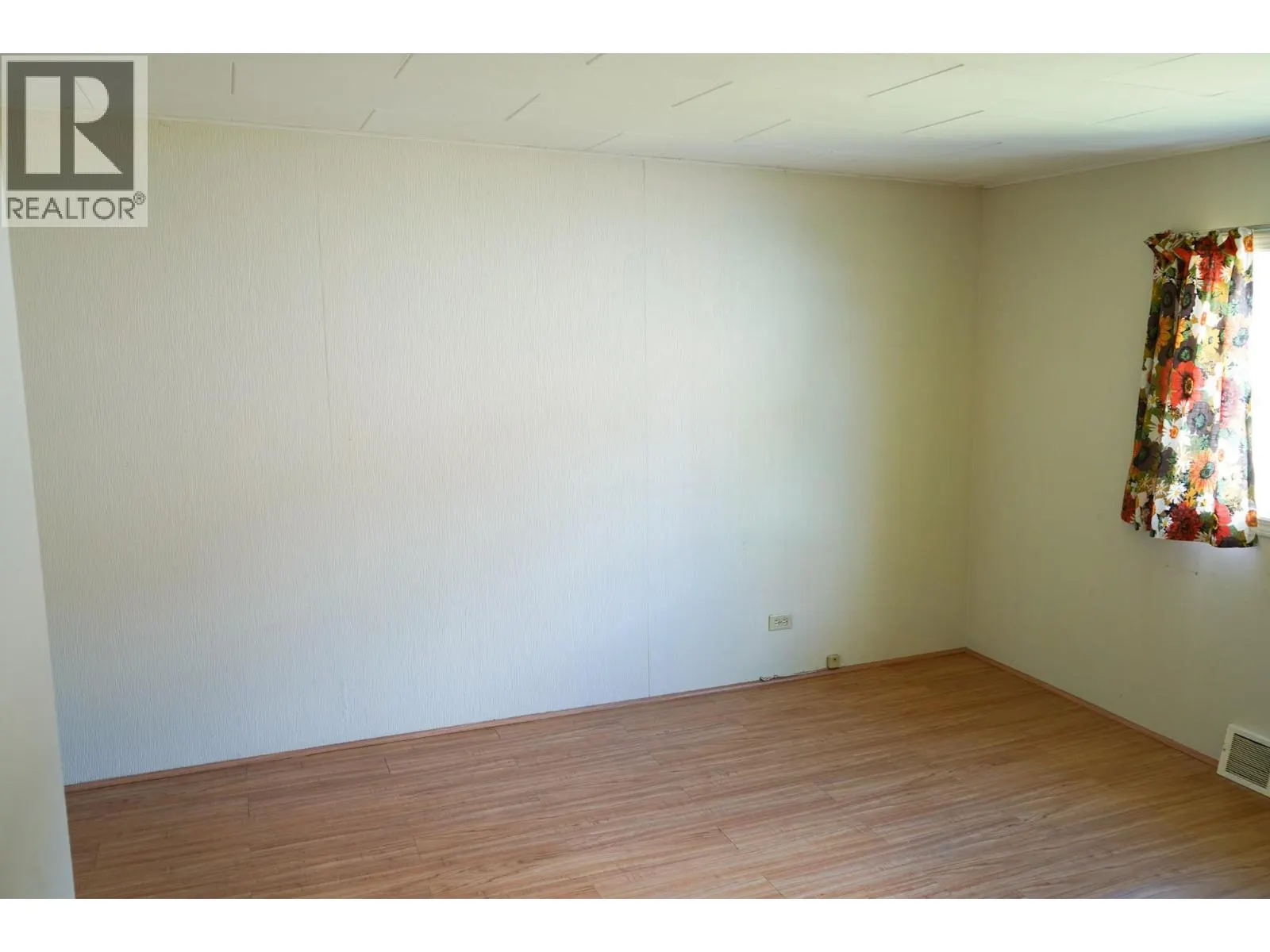 409 LEBOURDAIS Avenue