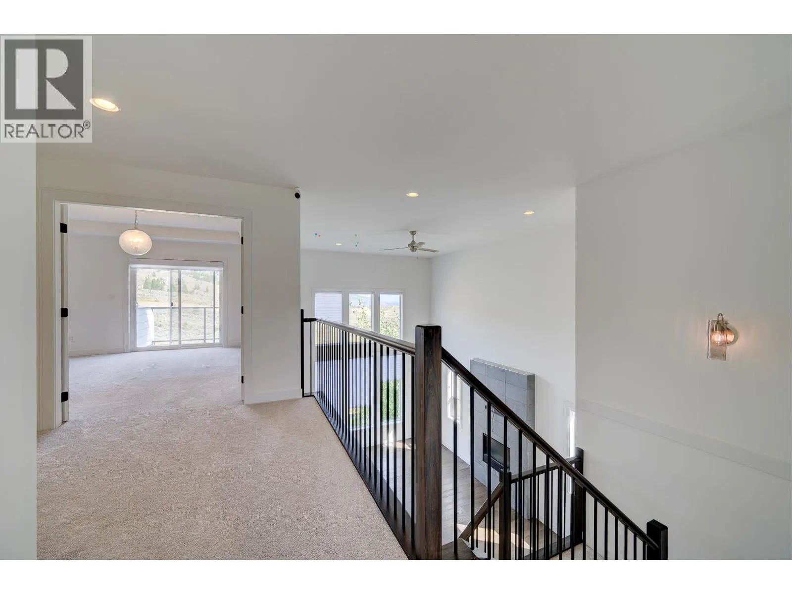 2273 Saddleback Drive