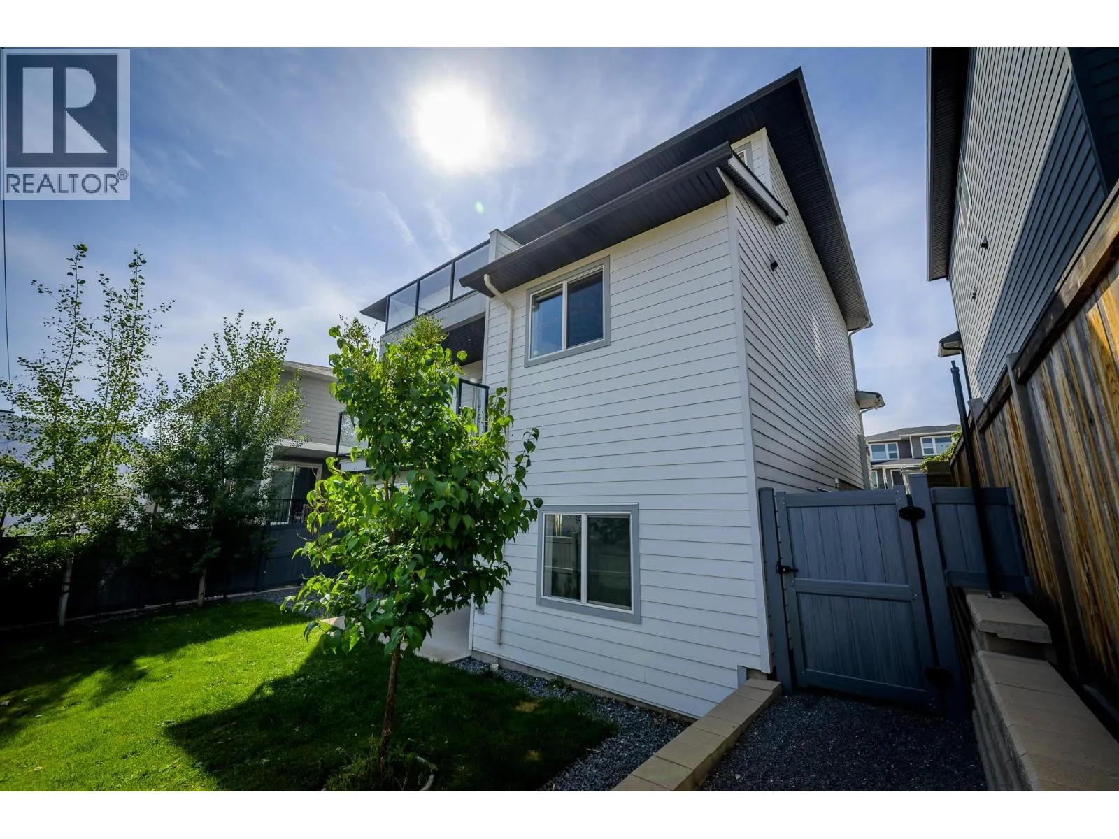 2273 Saddleback Drive