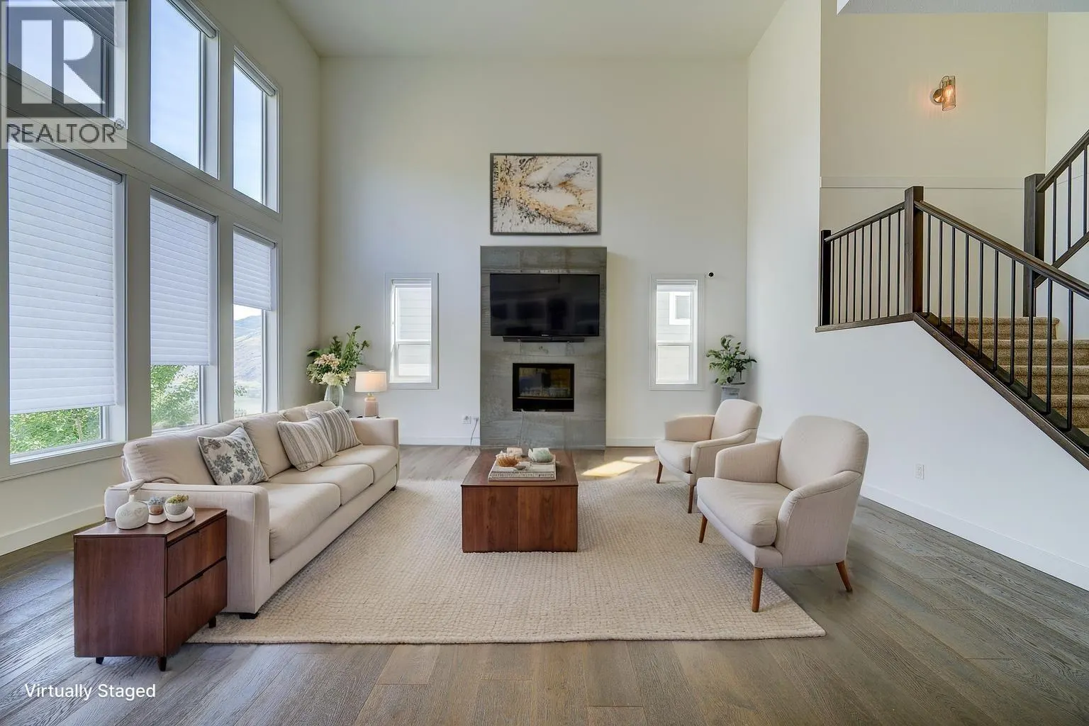 2273 Saddleback Drive