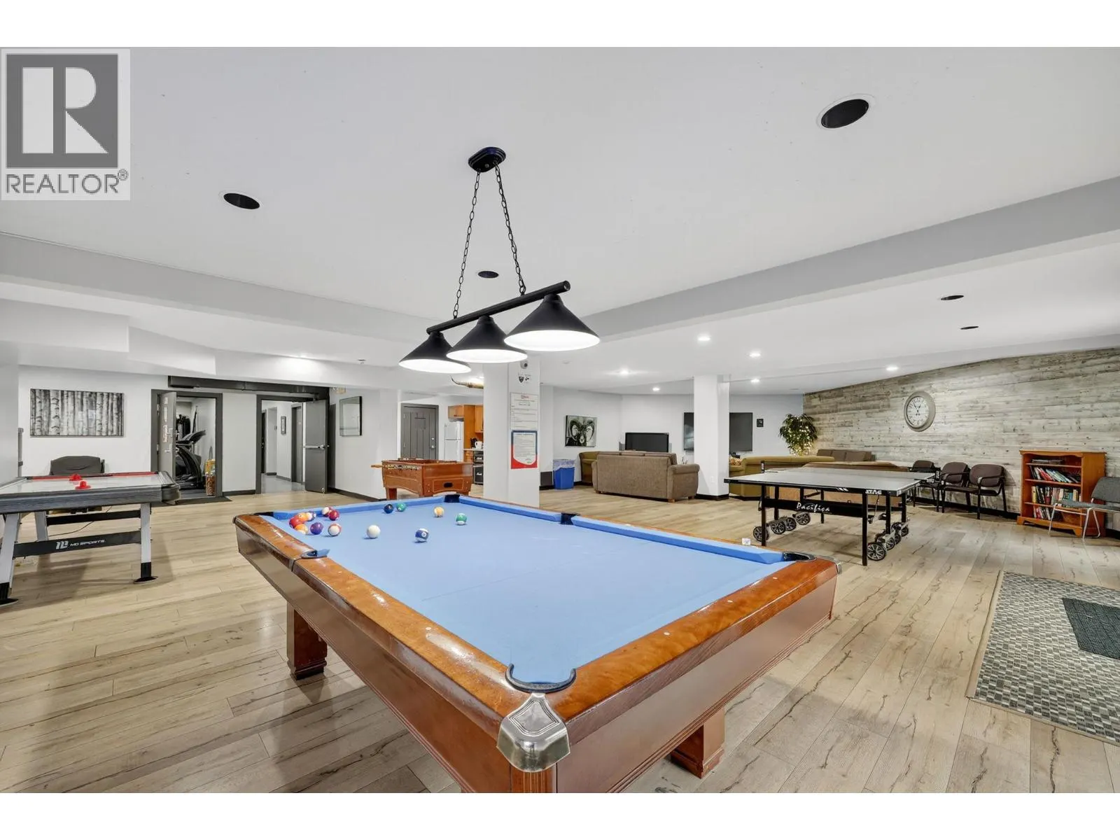 6732 LaPalma Loop Unit# 213