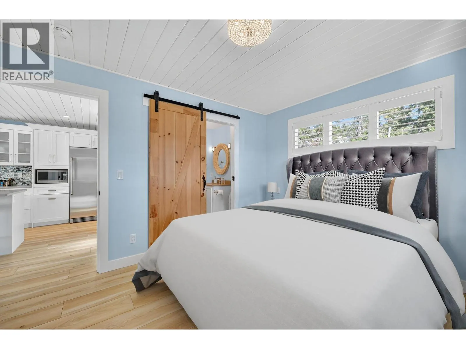 6732 LaPalma Loop Unit# 213