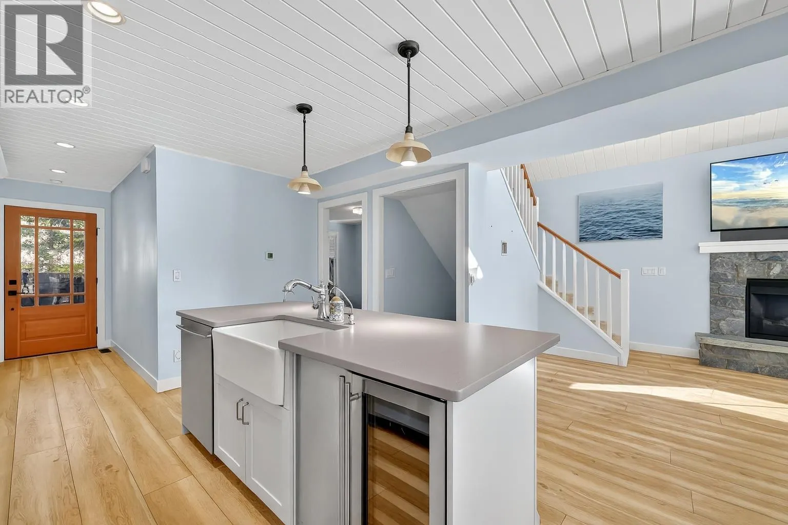 6732 LaPalma Loop Unit# 213