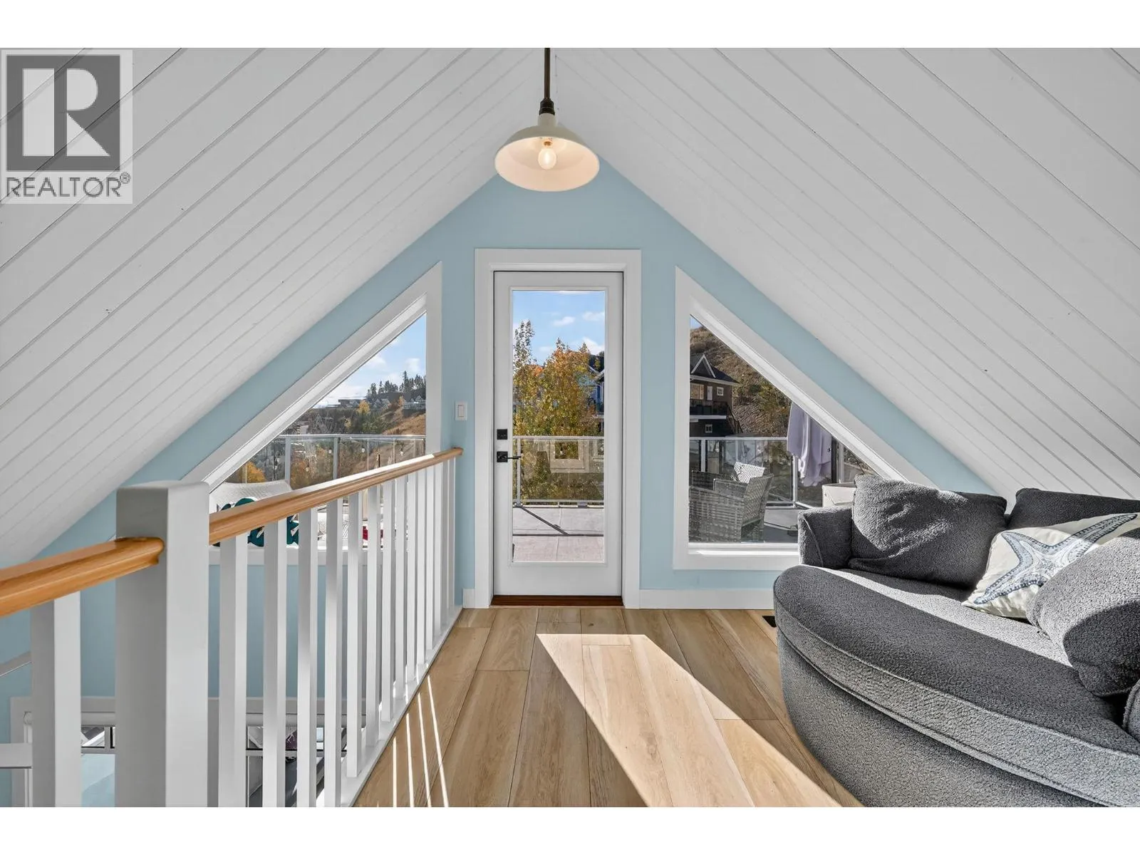 6732 LaPalma Loop Unit# 213