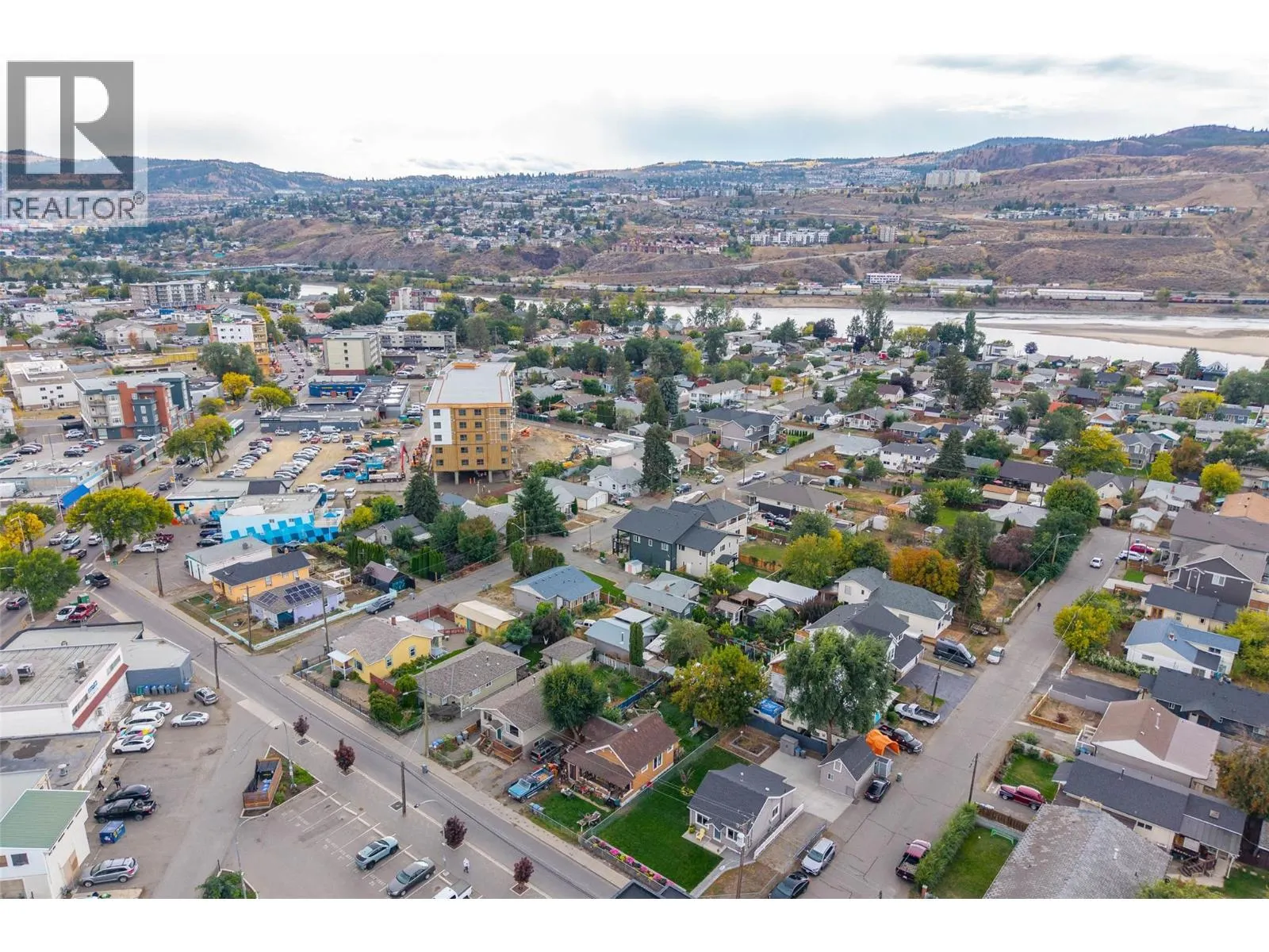 429 MACKENZIE Avenue