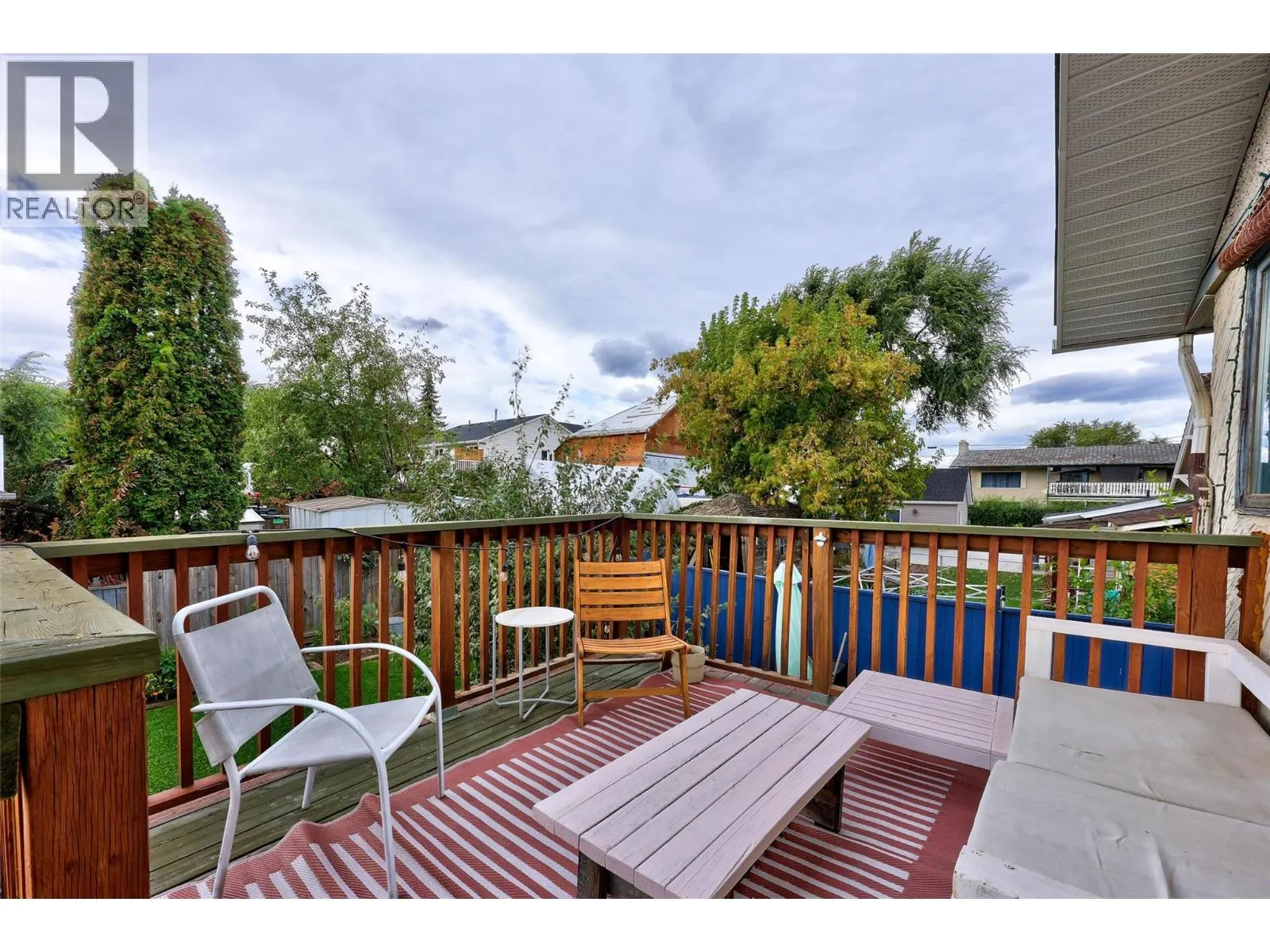 429 MACKENZIE Avenue