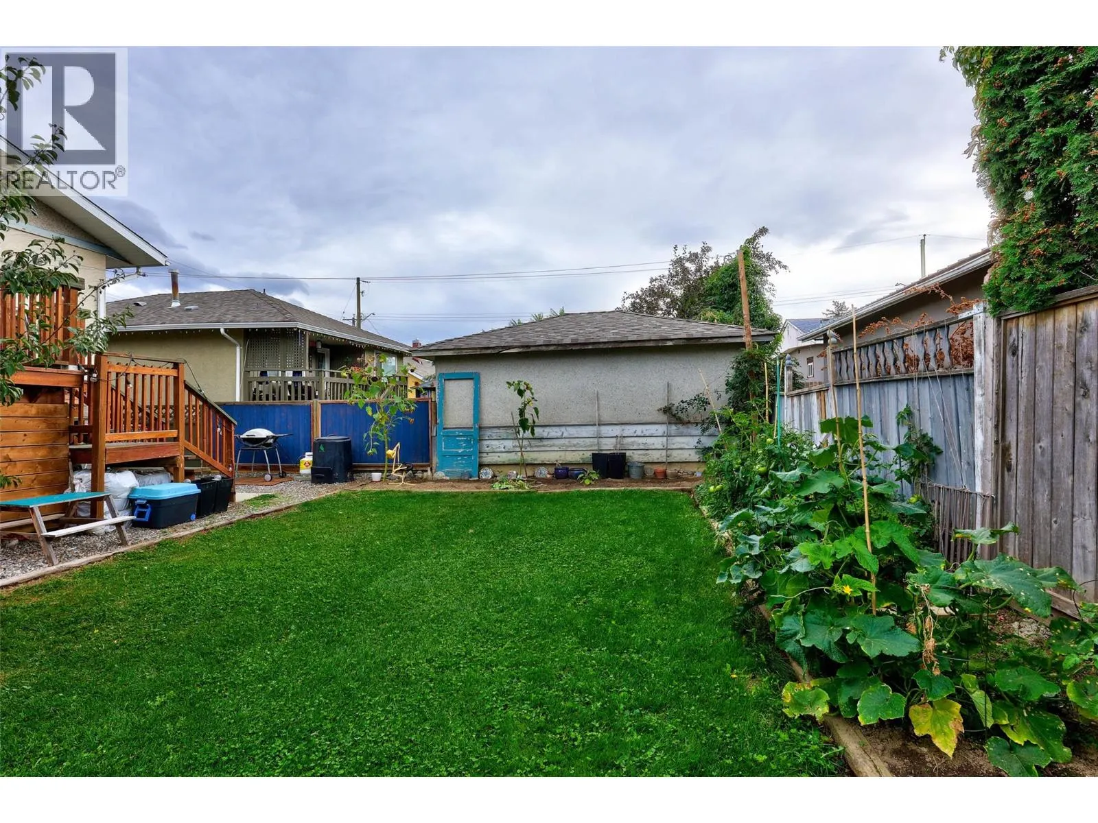 429 MACKENZIE Avenue