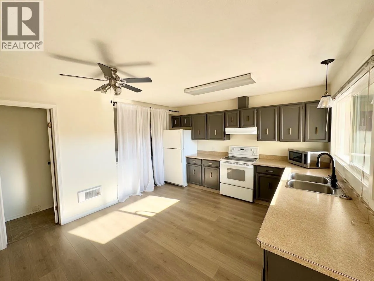 5877 MAIN Street Unit# 9