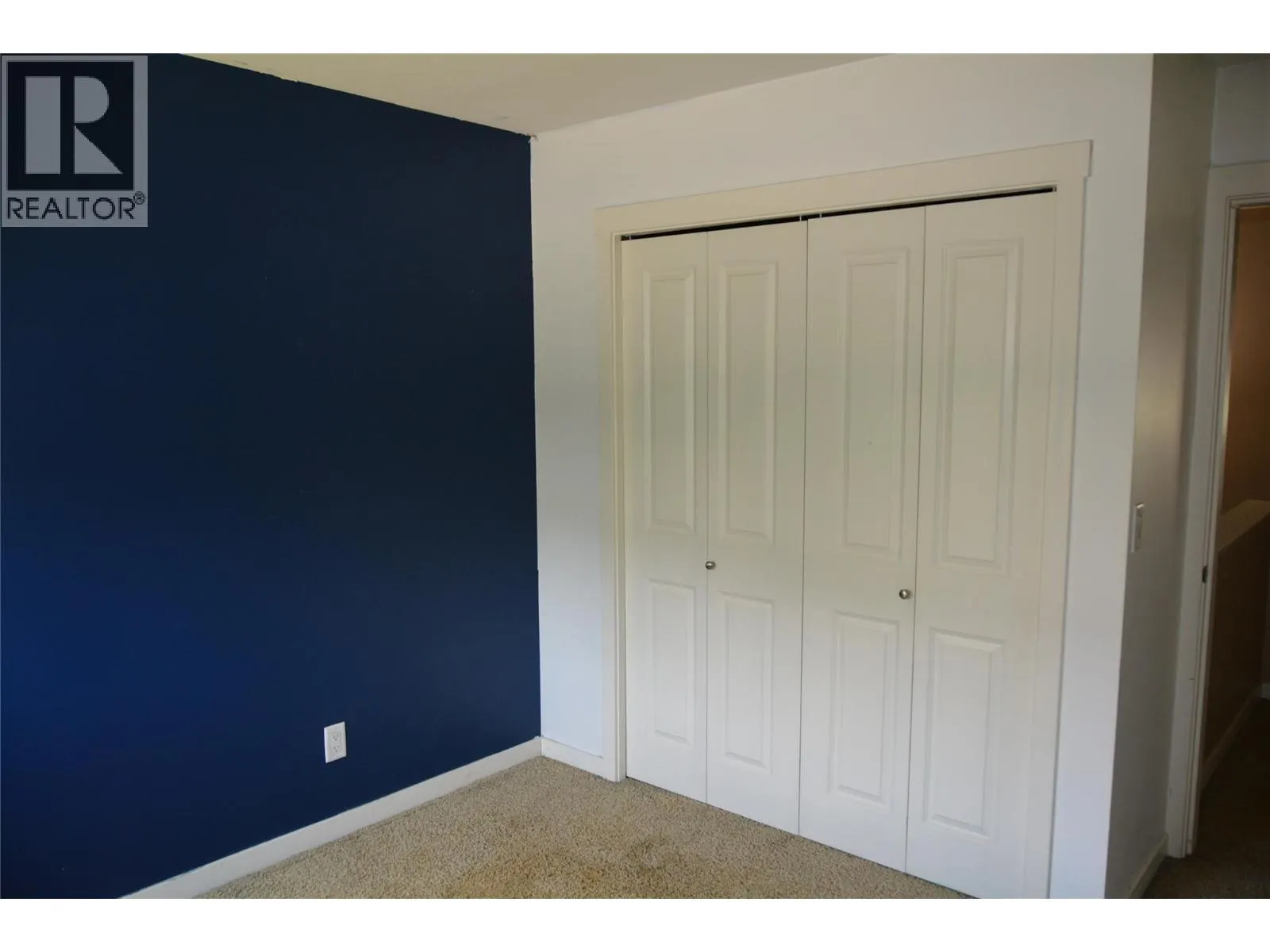 2860 VALLEYVIEW Drive Unit# 25