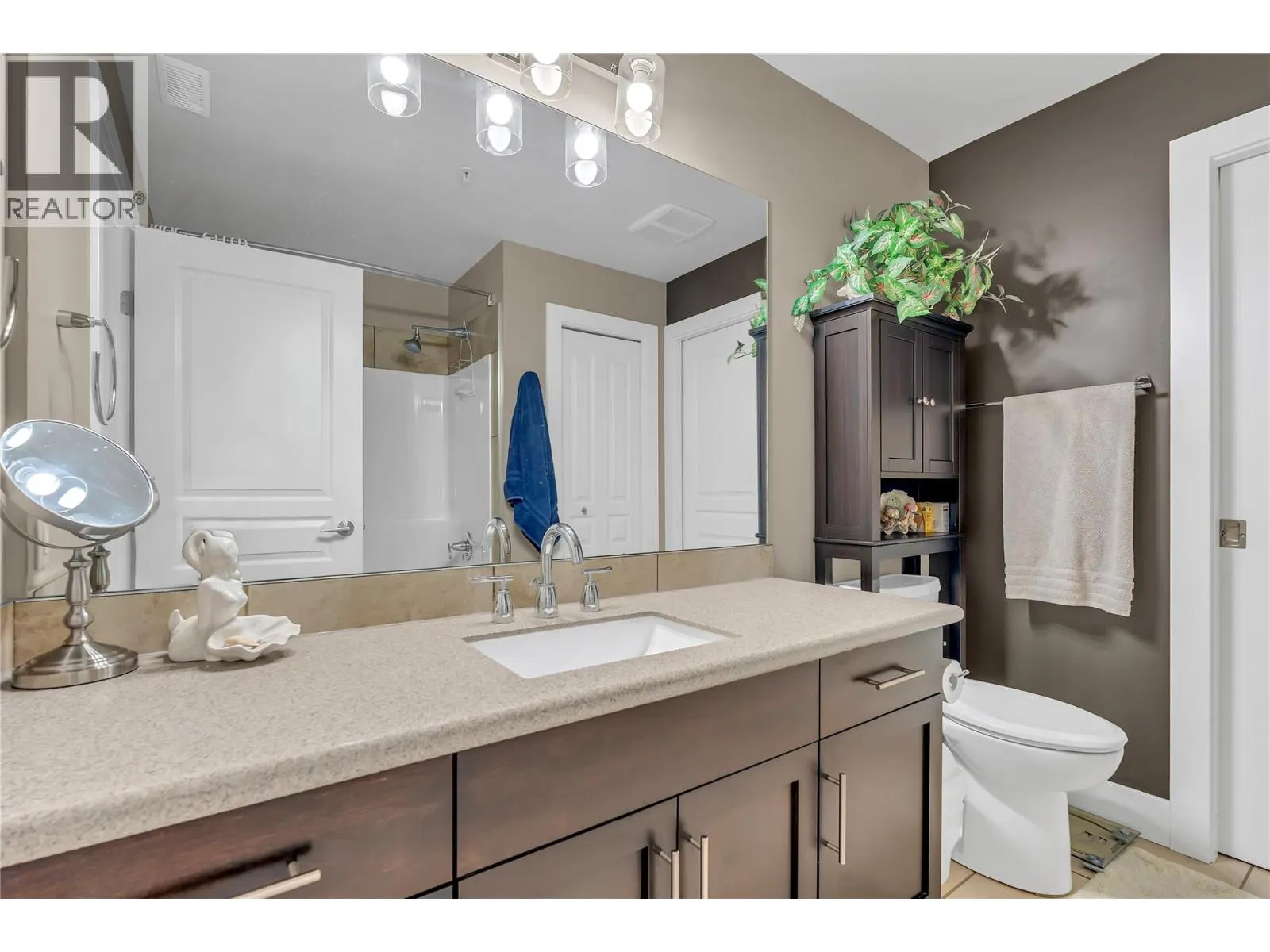 250 Waterford Avenue Unit# 302