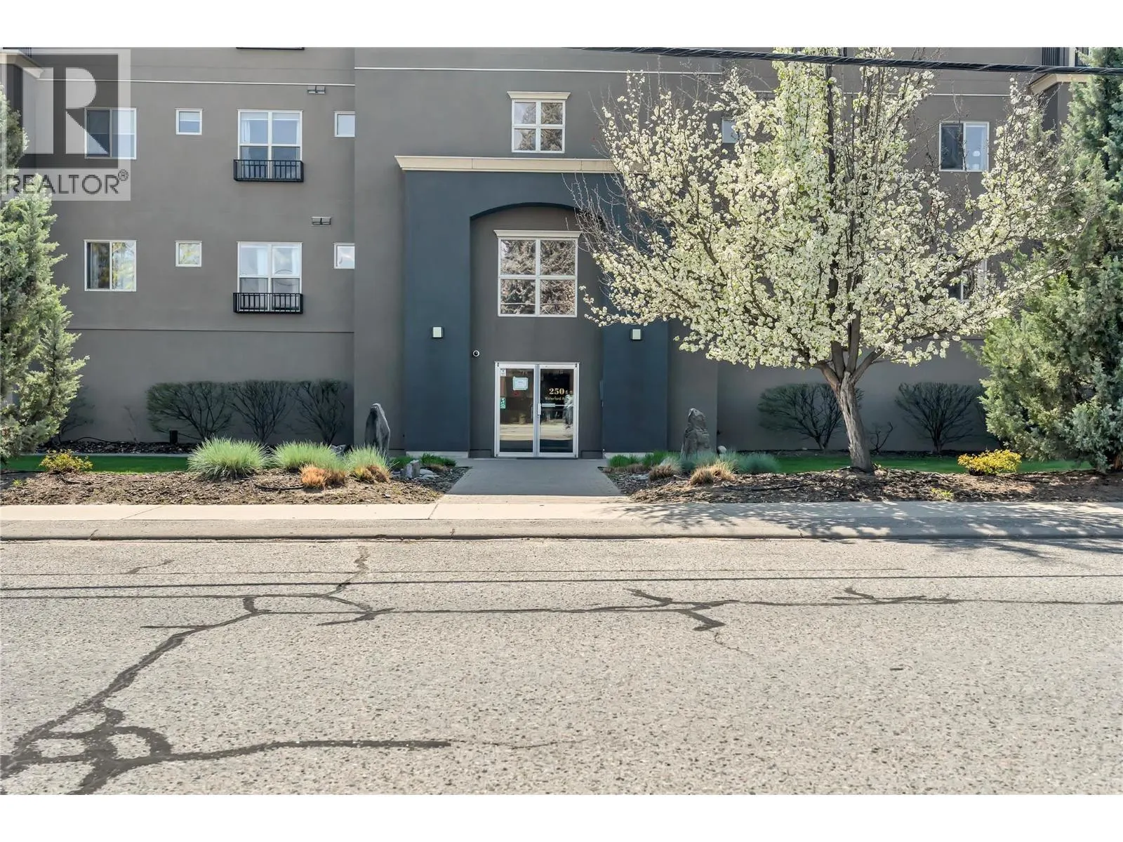 250 Waterford Avenue Unit# 302